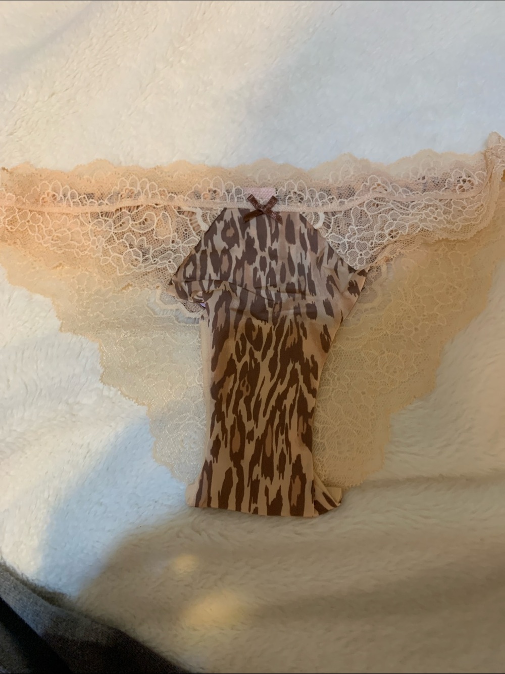Victoria's Secret Blush Lace & Leopard cheeky